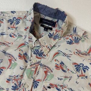 Crown And Ivy Shirt Men's Size L White Hawaiian Classic Fit Short Sleeves Button
